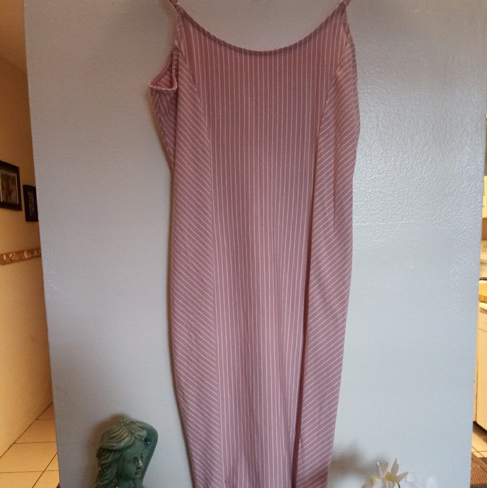 Pink pin strip stretch fit Large